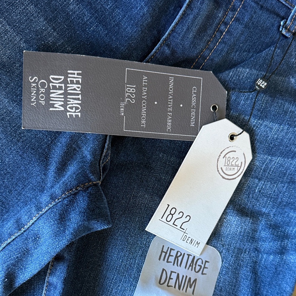 1822 Denim Dark Blue Cropped Jeans - Picture 8 of 10